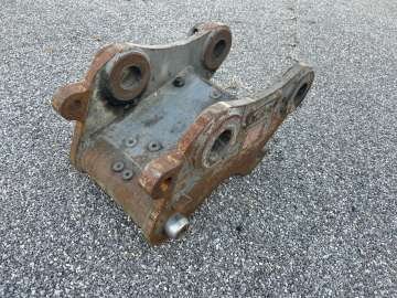Attache Rapide / Coupleur LIEBHERR SW33 - Axes 65mm - Hydraulique d'occasion
