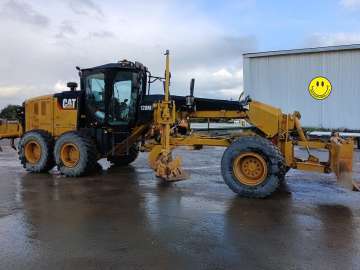 Niveleuse CATERPILLAR 120M2 d'occasion