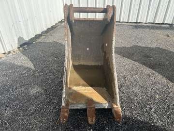 Godet Tranchee VOLVO S70 / S7 - 680mm d'occasion