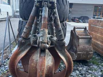 Grapple LIEBHERR Grappin Liebherr GM 65 used