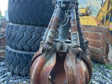 Grapple LIEBHERR Grappin Liebherr GM 65 used