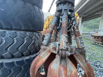Grapple LIEBHERR Grappin Liebherr GM 65 used