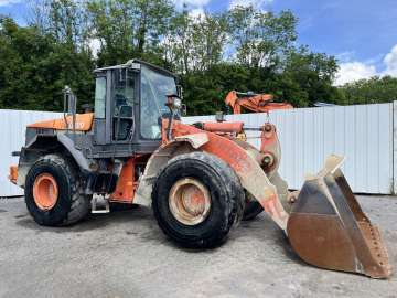 HITACHI ZW220 d'occasion