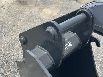 Godet Tranchee AUTRE 600mm - Axes 70mm d'occasion