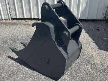 Godet Tranchee AUTRE 450mm - Axes 70mm d'occasion
