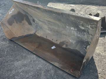 Godet Déversement Latéral AUTRE Droit - 1800mm d'occasion