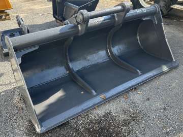 Godet Curage LIEBHERR SW48 - 2000mm d'occasion