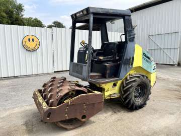 Compacteur à Déchet / Pieds De Mouton RAMMAX RW3005S d'occasion