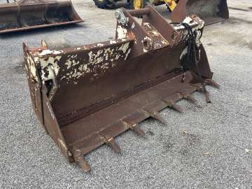 Godet 4 En 1 LIEBHERR SW33 - 2100mm d'occasion