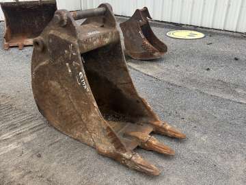 Godet Tranchee LIEBHERR SW48 - 700mm - Fond A Refaire d'occasion