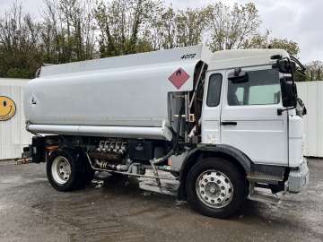 Camion Citerne RENAULT MIDLINER M210.16 d'occasion