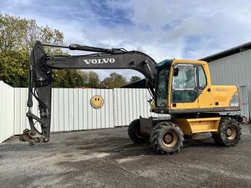 Excavator (Wheeled) VOLVO EW 160 B used