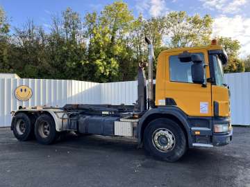 Camion Ampliroll SCANIA 124C-420 d'occasion