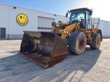 Chargeur Sur Pneus CATERPILLAR 962H d'occasion