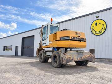 Pelle Sur Pneus LIEBHERR A312 d'occasion