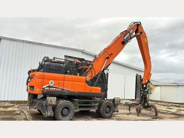 DOOSAN DX250WMH-7 used