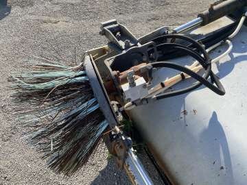 Sweeper EMILY 2900mm - Attache Chargeurs CATERPILLAR / VOLVO used