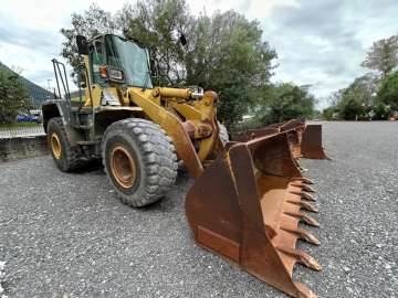 Loader (Wheeled) KOMATSU WA380-3H MACHINE SUISSE used