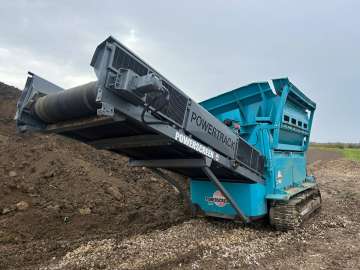 Cribleuse POWERSCREEN POWERTRACK 800 d'occasion