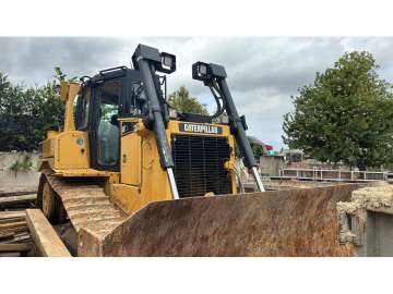 Dozer CATERPILLAR D6T XL used