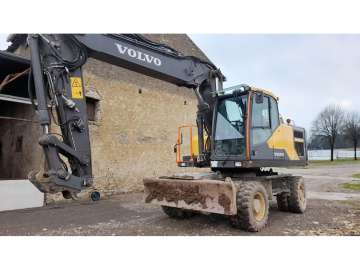 Pelle Sur Pneus VOLVO EW180E d'occasion