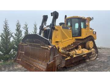 Dozer CATERPILLAR D8T used