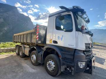 Muldenkipper MERCEDES AROCS 3253 8X4 gebraucht