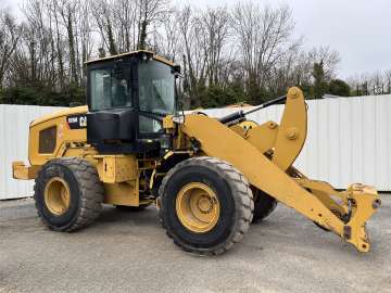 Chargeur Sur Pneus CATERPILLAR 926M d'occasion