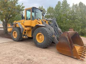 Chargeur Sur Pneus VOLVO L110E d'occasion