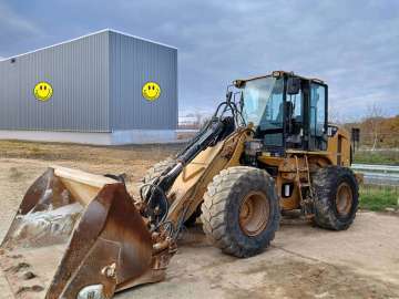 Chargeur Sur Pneus CATERPILLAR 930H d'occasion