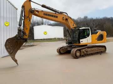 Pelle Sur Chenilles LIEBHERR R945 S-HD d'occasion