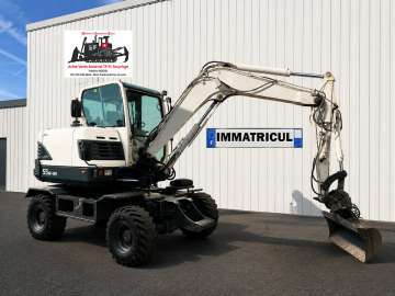 Excavator (wheeled) Hitachi Zx220w-5b used - Excavators (Wheeled