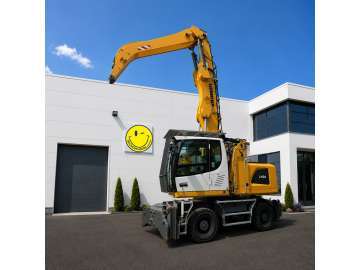 Pelle Industrie LIEBHERR LH24M LITRONIC d'occasion