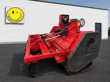 Broyeur PRINOTH FORESTIER M700-2500 d'occasion