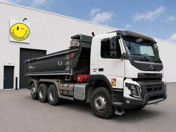 Camion Benne VOLVO FMX430 8X4 d'occasion