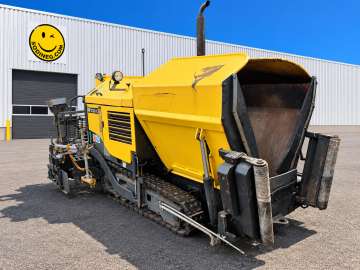 Finisseur BOMAG BF 223 C d'occasion