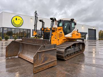 Bulldozer LIEBHERR 726 d'occasion