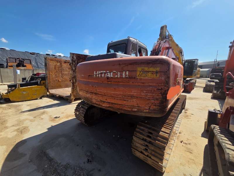 Excavator (tracked) Hitachi Zx 130 Lcn used - Excavators