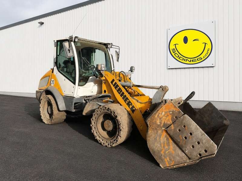 LIEBHERR L506C used - Skid Steer Loaders used | Sodineg France