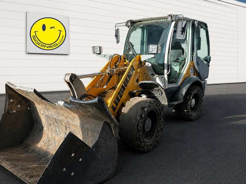 LIEBHERR L506C used - Skid Steer Loaders used | Sodineg France