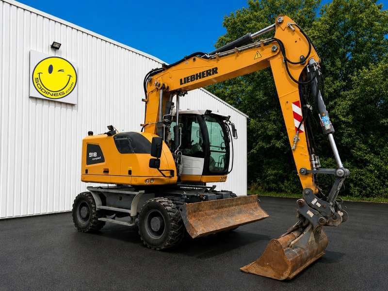Excavator (wheeled) Liebherr A918 Compact Litronic used