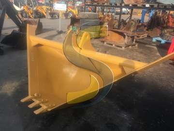 Godet Trapeze AUTRE 3100 / 500mm - Axes 70mm d'occasion