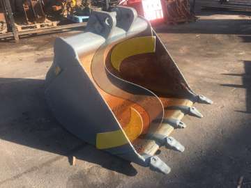 Digging Bucket CASE 888 - 1330mm - Axes 60mm used