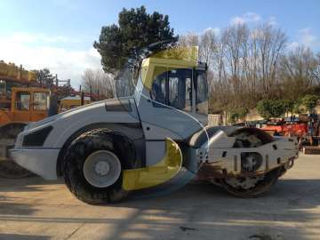 Ubijaki Mieszane BOMAG BW213 DH4 używane