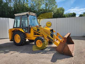 Tractopelle JCB 3CX d'occasion