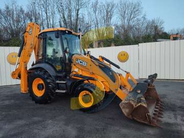 Tractopelle JCB 3CX-4T d'occasion
