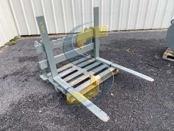 Fourche CATERPILLAR 1200mm / Tractopelle d'occasion